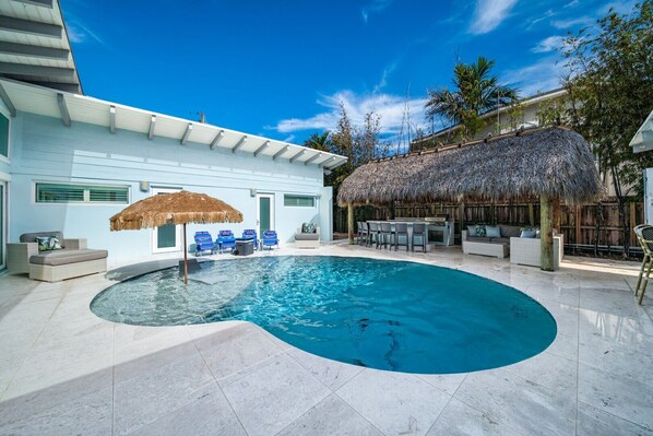 Heated pool