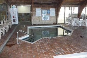 Indoor spa pool