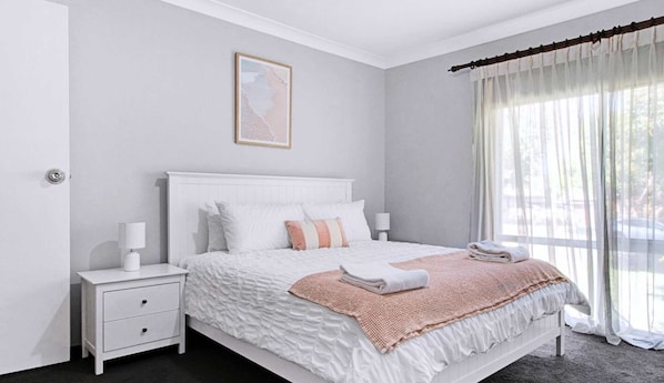 Merinda | Pet Friendly Family Home