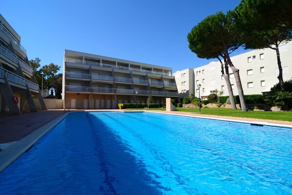 Holiday Home Swimming Pool