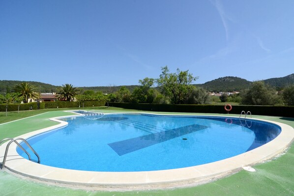 Holiday Home Swimming Pool