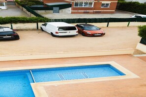 Holiday Home Swimming Pool