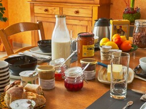 Table du petit-déjeuner
