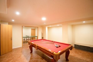 Spielezimmer