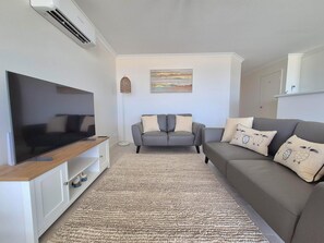 Lounge area