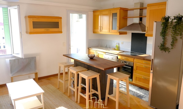 Private kitchen