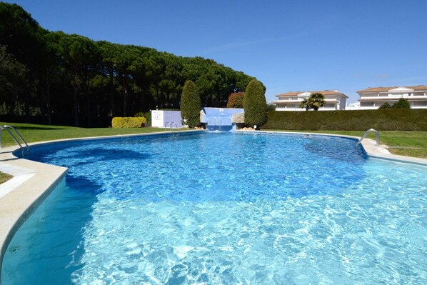 Holiday Home Swimming Pool