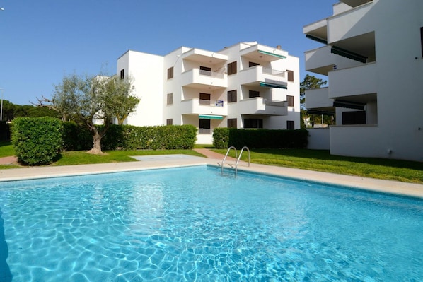 Holiday Home Swimming Pool