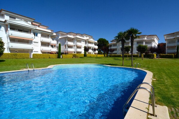 Exterior casa de vacaciones [verano]