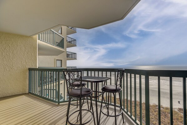 North Myrtle Beach Vacation Rental | 3BR | 3BA | 1,400 Sq Ft | Elevator Access