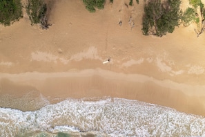 2 minute drive to secluded beaches