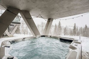 Bain à remous extérieur