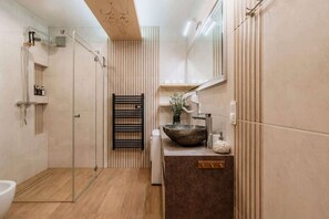 _PAF2429-HDR_web