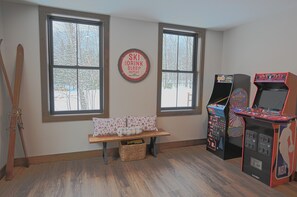 Lower Level: Arcade machines