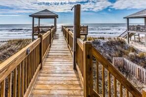 Private deck and outdoor shower