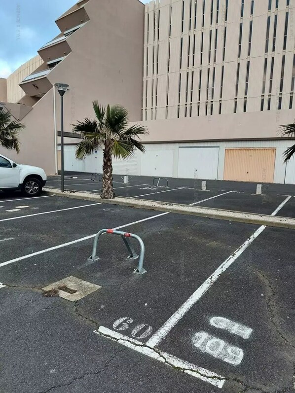 施設の敷地