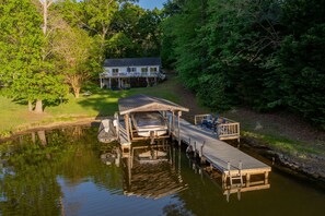 Private dock. The hangout spot!