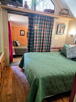 Queen/ Twinn Beds With Glass Door