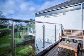 Footsteps - 2 Bedroom Apartment - Saundersfoot (24213)