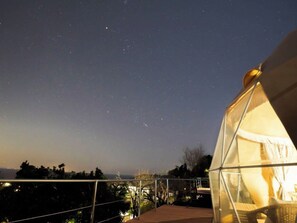 ・[Dome Tent] You can see a beautiful starry sky on a clear day. Enjoy a luxurious time.