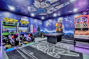 Spielezimmer