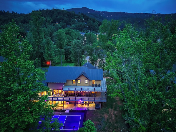 Gatlinburg Unique Cabin "The Lodge at Burg Hill" - Aerial view of cabin and pickle ball / basketball court