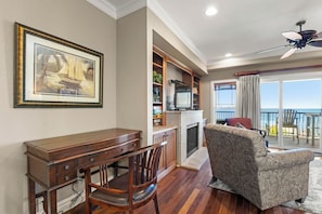 CSC3L: Sweet Escape | Top Level Living Area