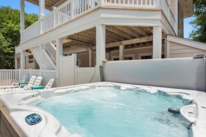 CC172: INDARUF | Pool Area w/ Hot Tub