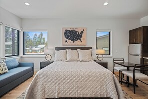 18172 Forestbrook-51