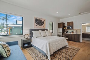 18172 Forestbrook-48