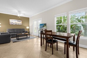 7-101LucayanHarbourCircle(4)