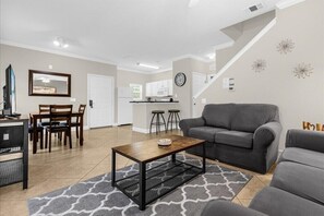 7-101LucayanHarbourCircle(2)