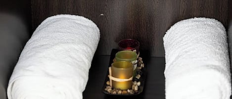 Badezimmerausstattung