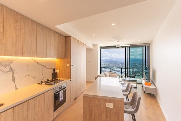 Luxury one bedroom apartment on the Star Casino Broadbeach