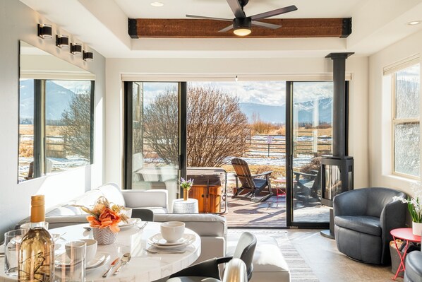 Remodeled townhouse with amazing views