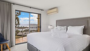 Master bedroom, balcony