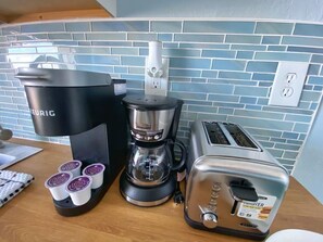 Equipped with coffee maker, Keurig and toaster!