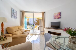 Communal lounge/ TV room,Living room