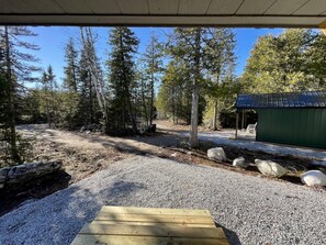 Henry's & White Birch Cabins - Johnswood Off Grid Cabins on Drummond Island (4694)