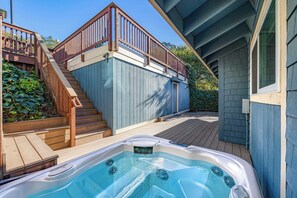 Hot Tub!