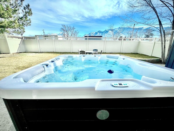 Bain à remous extérieur