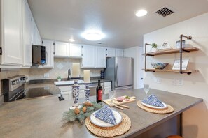 Kitchen | 1st Floor
