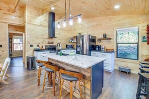 Kitchen | 1st Floor | Keurig K-Duo | Toaster | Dishwasher