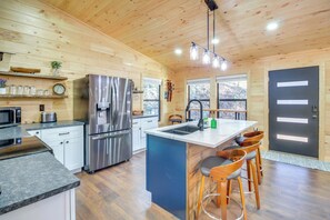 Kitchen | 1st Floor