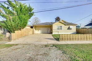 Driveway (2 Vehicles) | Free Street Parking | RV/Trailer Parking On-Site