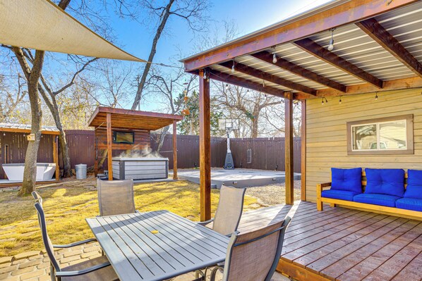 Oklahoma City Vacation Rental | 4BR | 2BA | 1,850 Sq Ft | Step-Free Entry