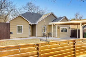 House Exterior | Sauna | Plunge Pool | Hot Tub | Gazebos