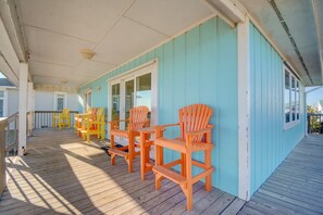 Oceanfront Deck