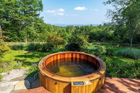 Bain à remous extérieur