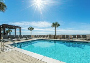 Gulfside pool 